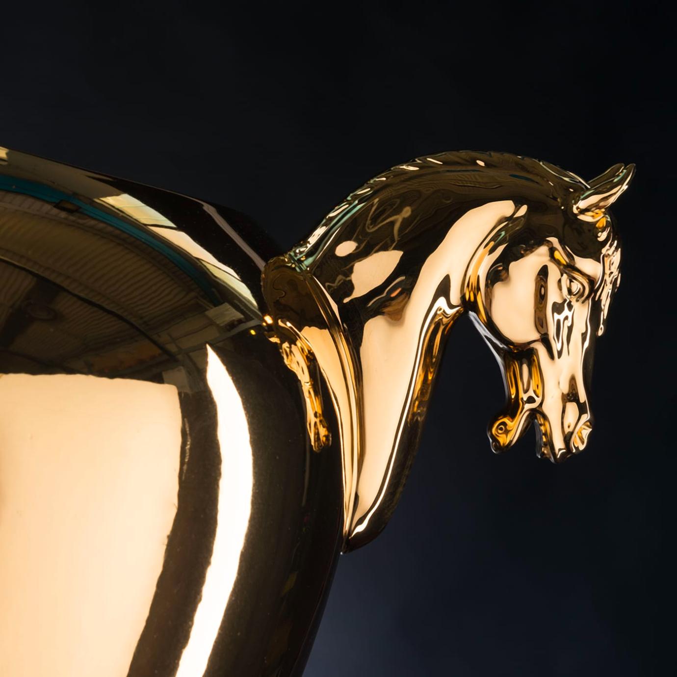 Horse gouden vaas