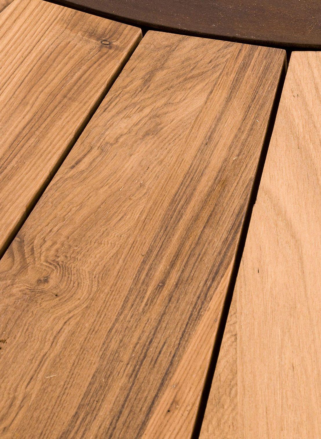 Zero hout vuurplaats | Afwerking: Oud hout | Afmetingen: Ø 200 cm