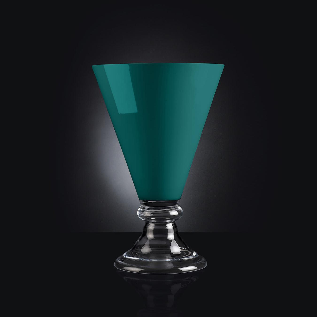 Vase New Romantic