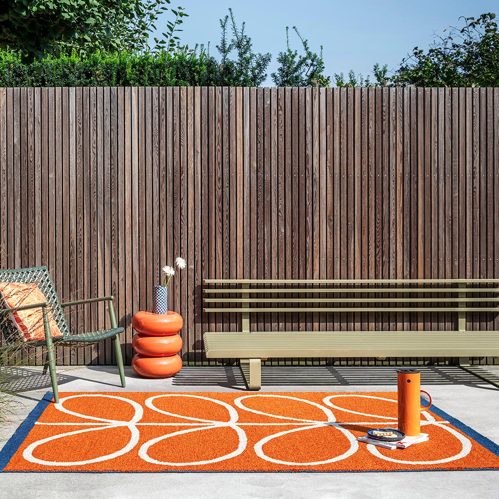 Linear Stem oranje outdoor vloerkleed | Maat: 250 × 350 cm