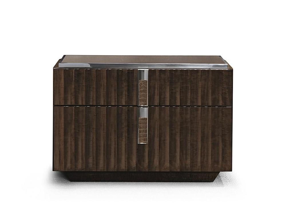 Table de nuit avec incrustations en cuir