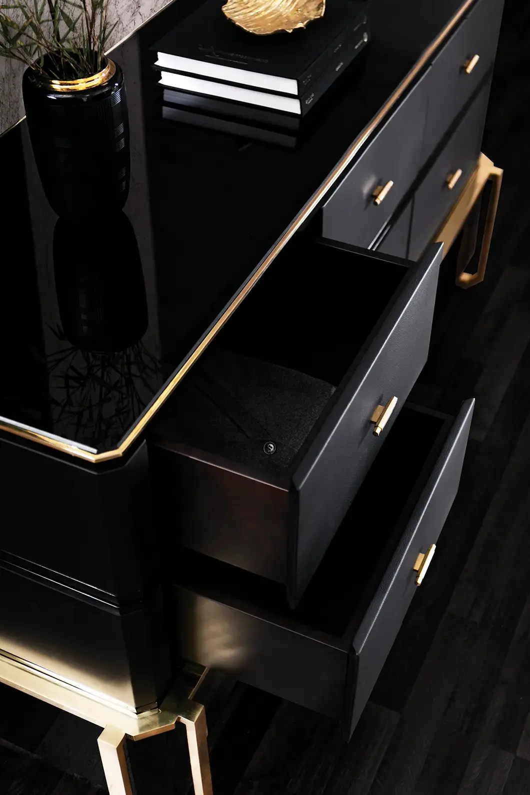 Commode Cadence - 2