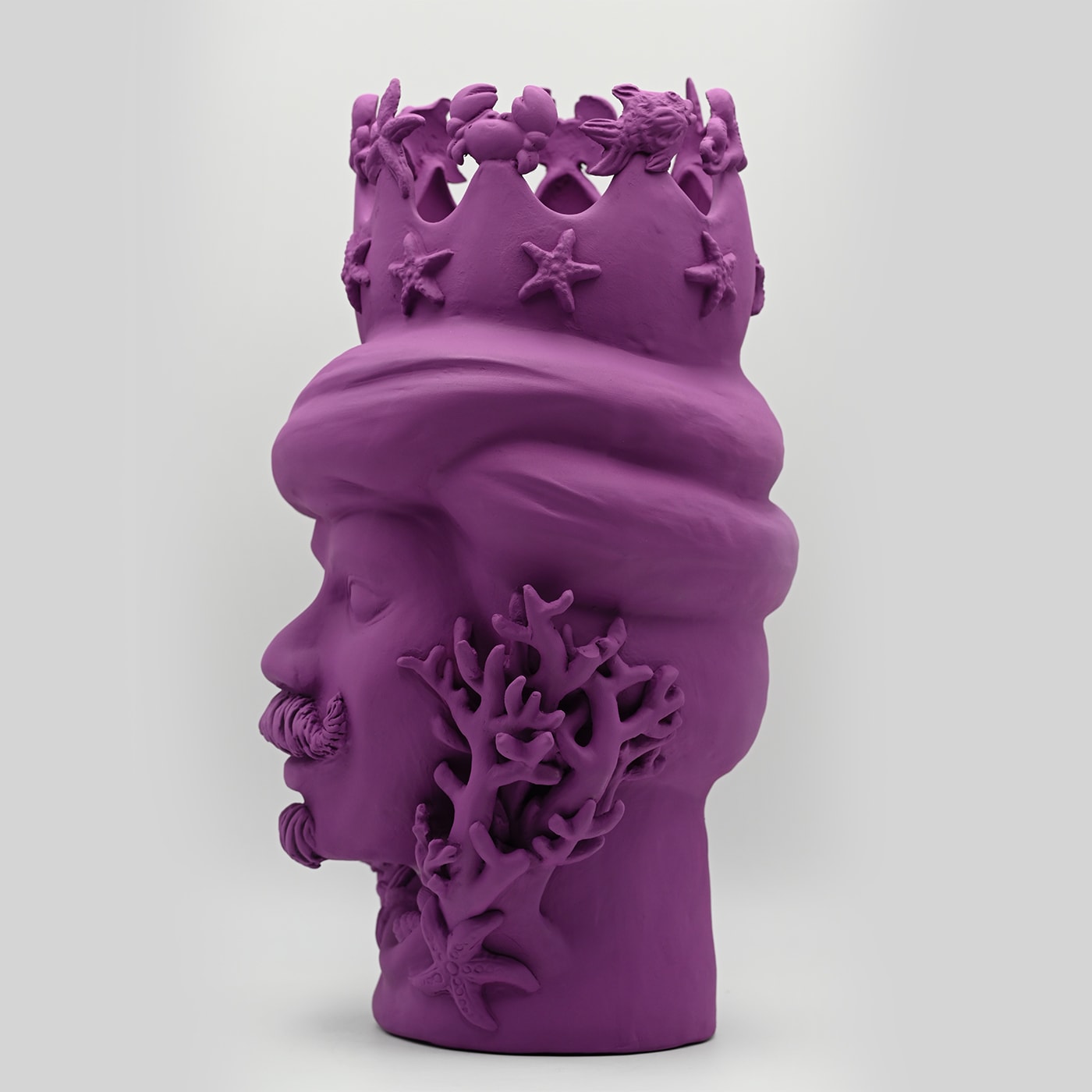 Sculpture violette Moorkop