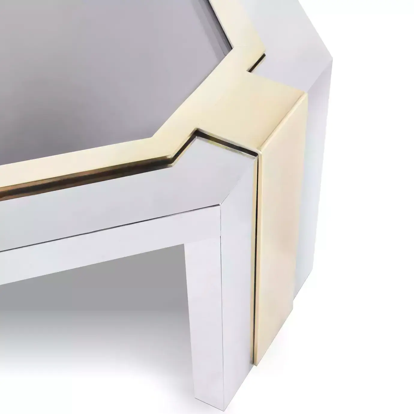 Siris salontafel