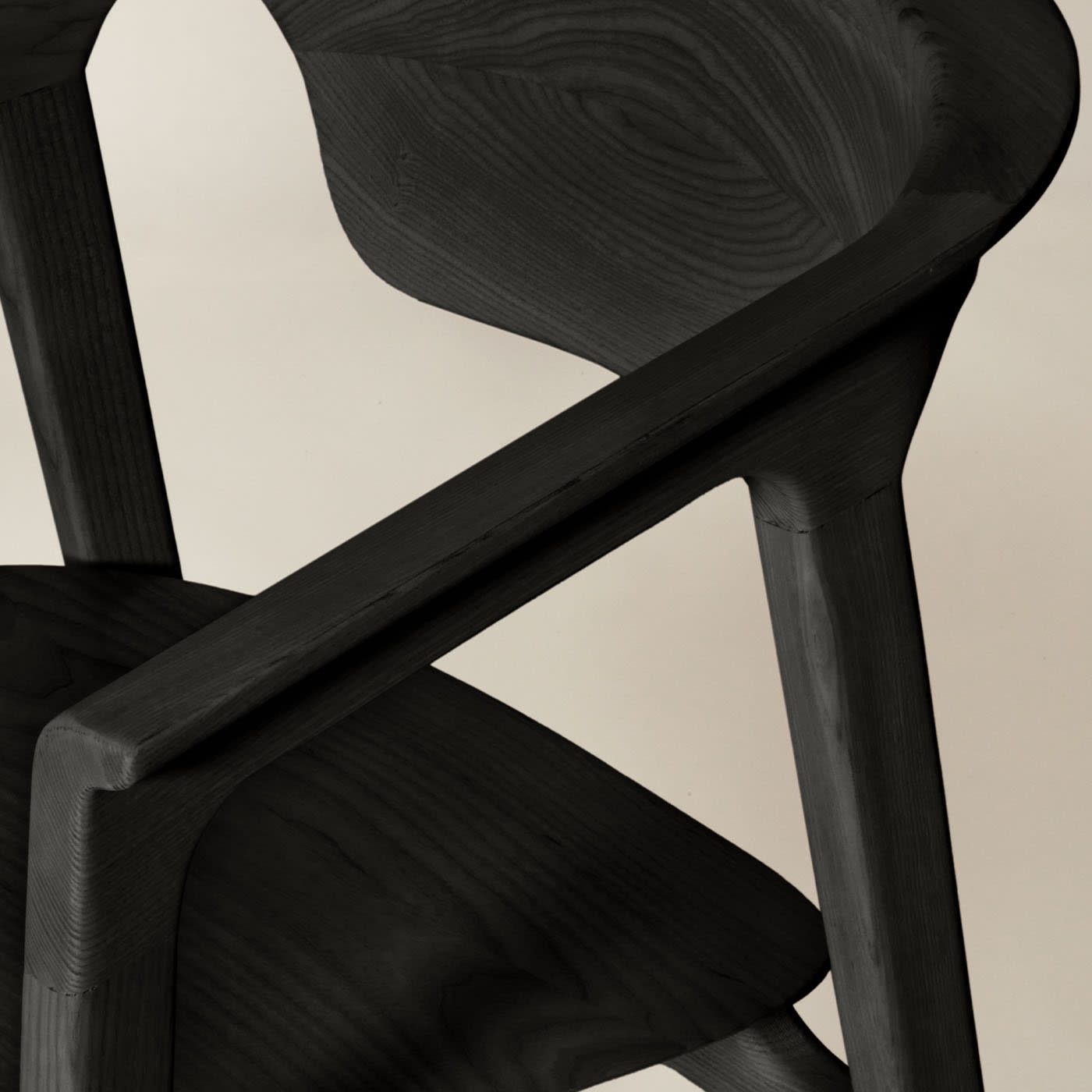 Chaise Duna en frêne noir