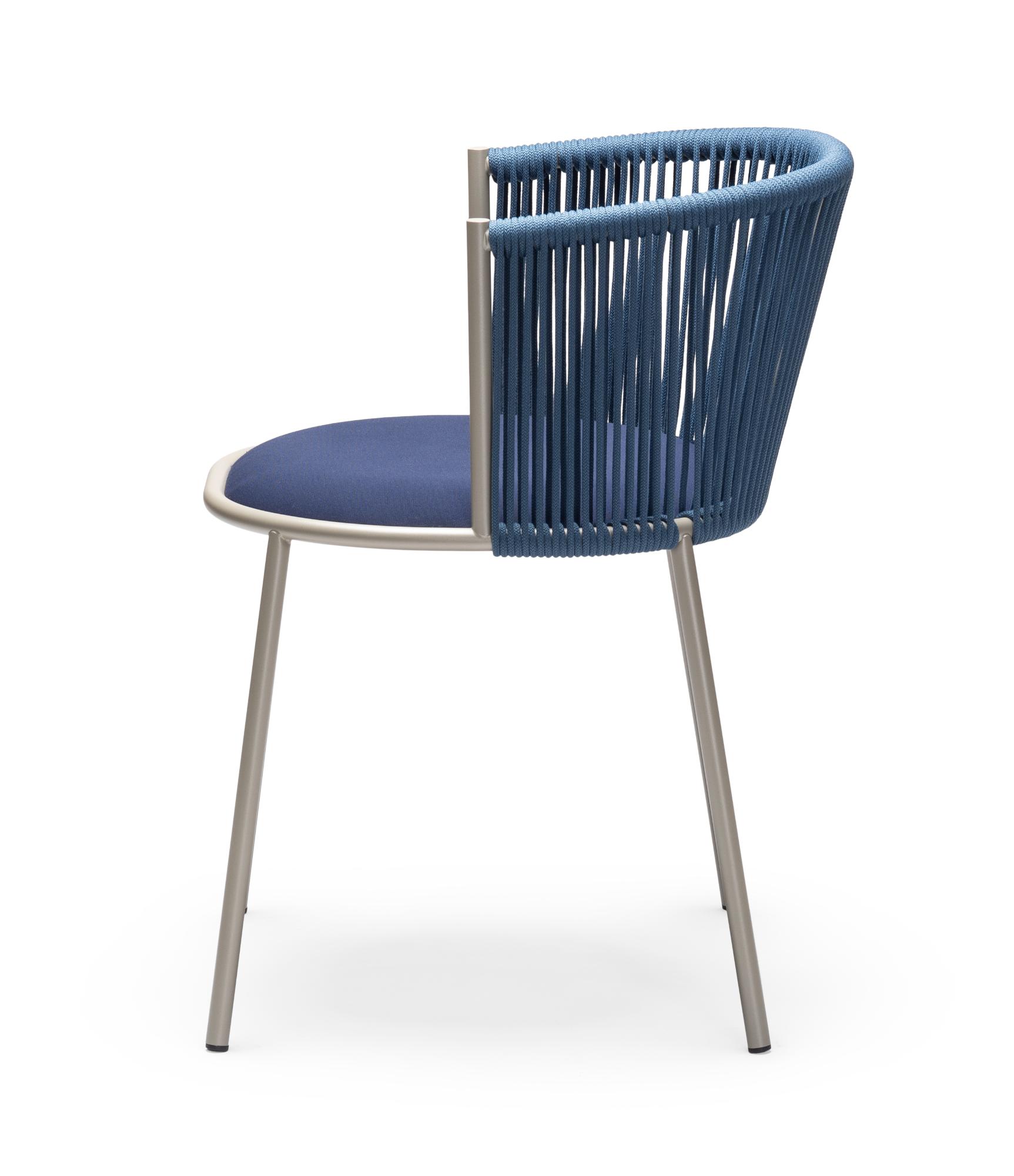 Millie SP blauwe tuinstoel