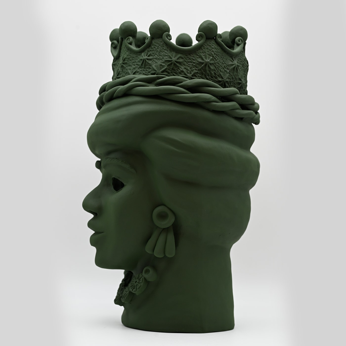 Groene handgemaakte sculptuur