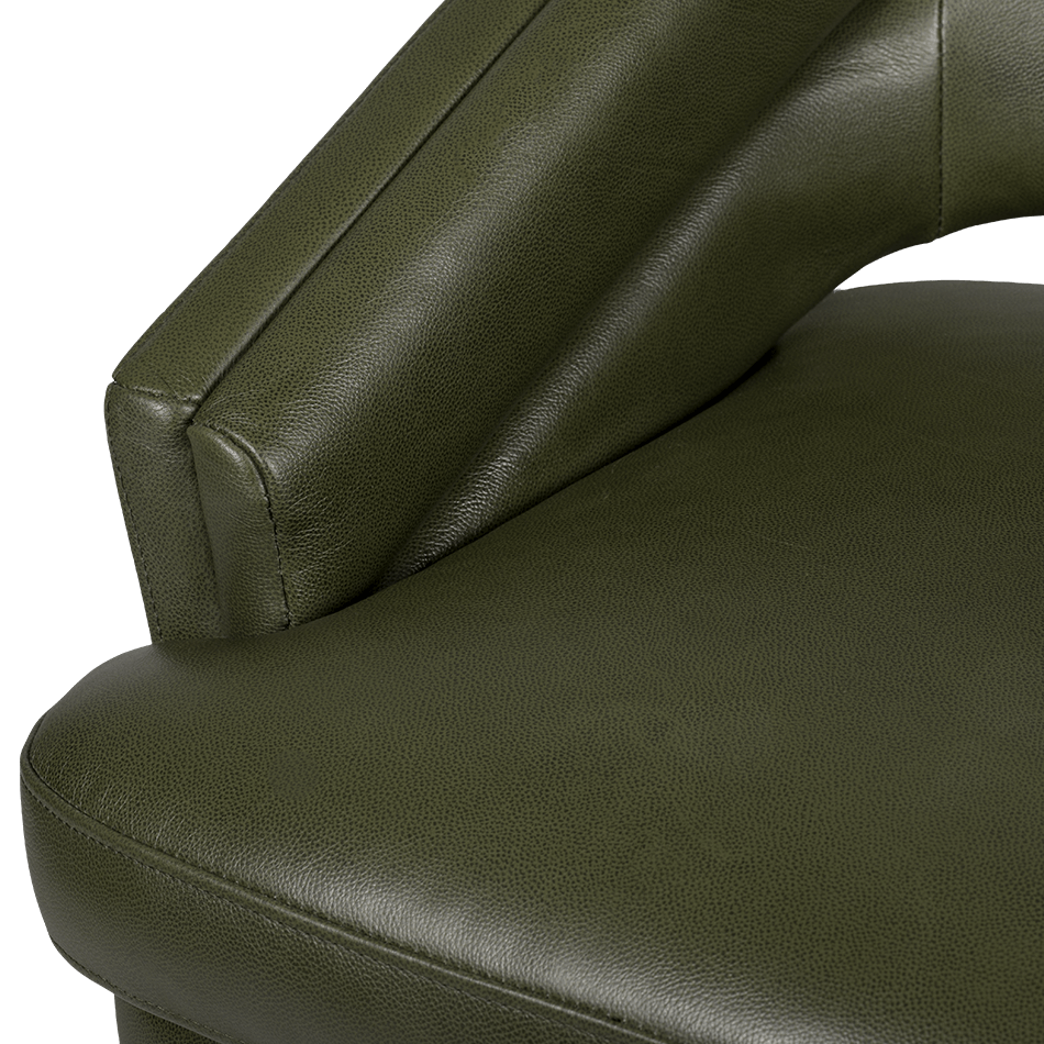 Chaise Ryker