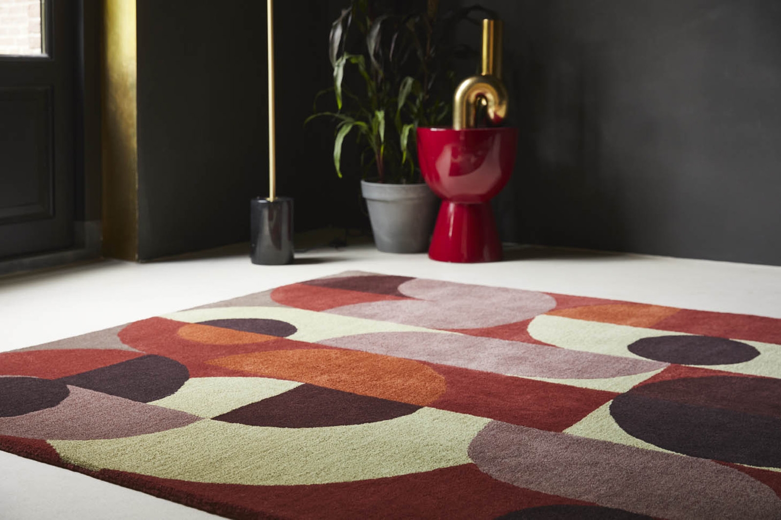 Tapis Decor Cosmo rouge/vert pâle | Taille: 250 × 350 cm