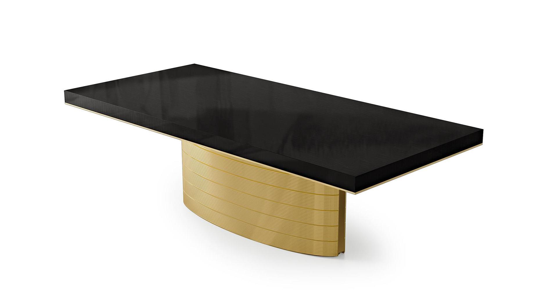 Secret Love eettafel | Afmetingen: B 240 cm