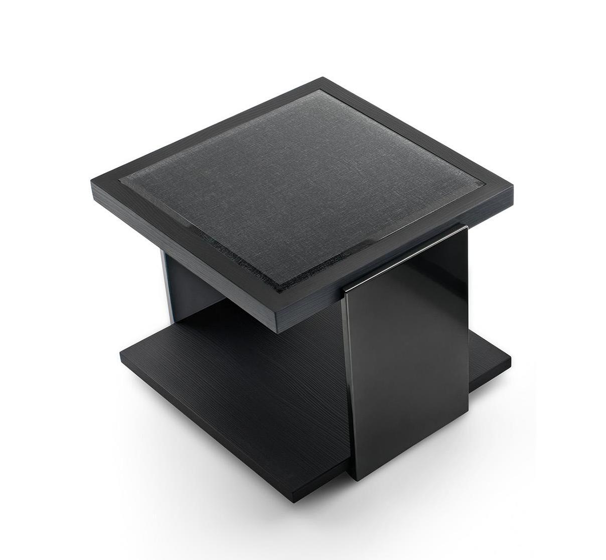Table lampe Black & More en placage de cèdre avec pieds en métal