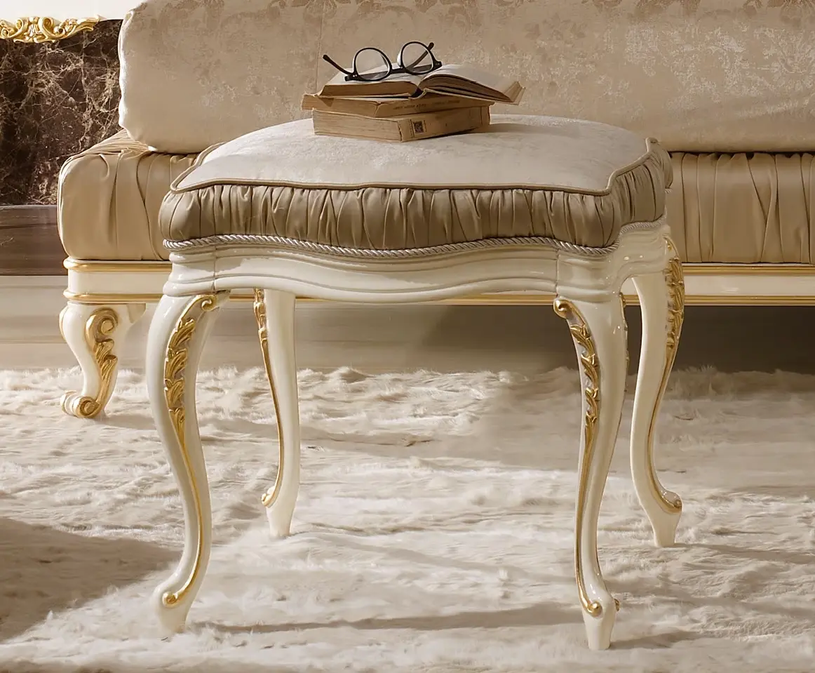 Tabouret classique beige/or