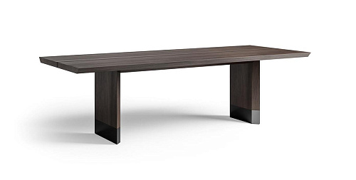 Cederfineer tafel met hout en metalen accenten