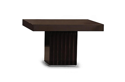 Fijnhouten salontafel met metalen poten