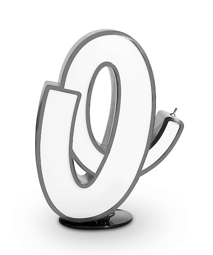 Opulent letter O