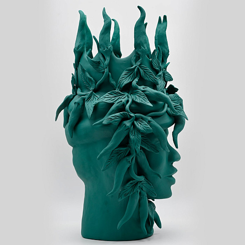 Moorkop donkergroene sculptuur