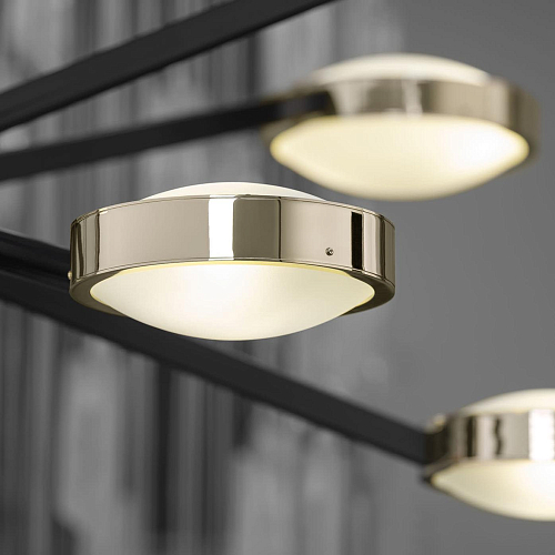 Grand lustre Art Déco en noir et laiton poli