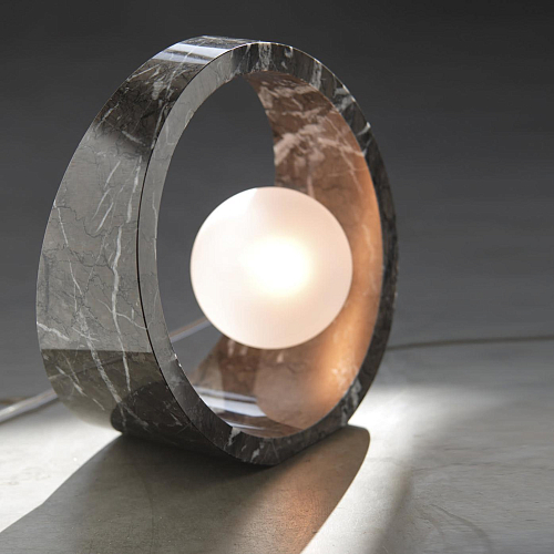 Marble Black Carnico tafellamp met matglazen kap