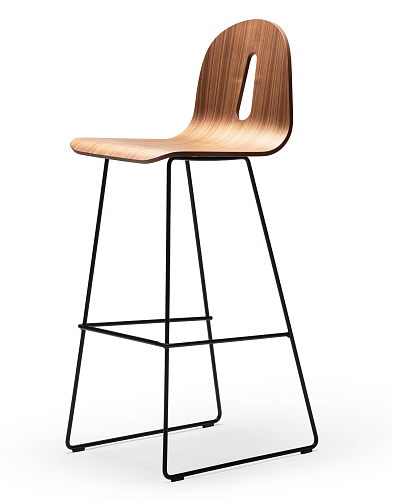 Gotham Woody SL walnoten hoge barkruk