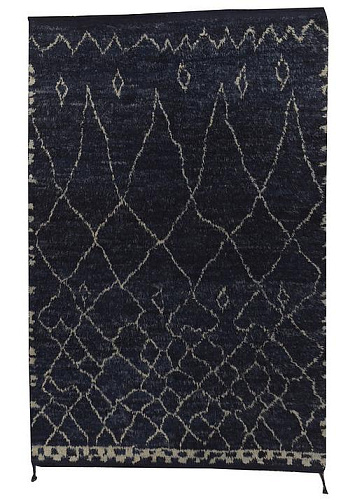 Tapis berbère noir et blanc à poils longs