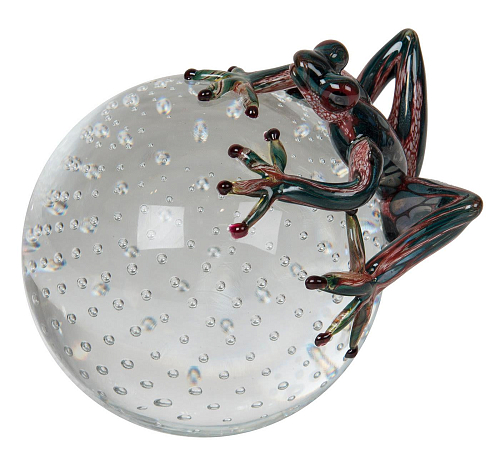 Figurine grenouille sur sphère