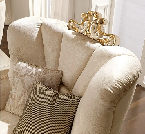 Prachtige fauteuil met armleuningen