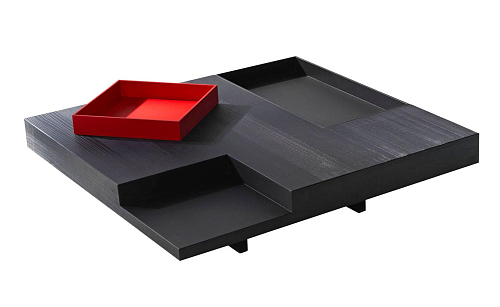 Zwarte houten salontafel