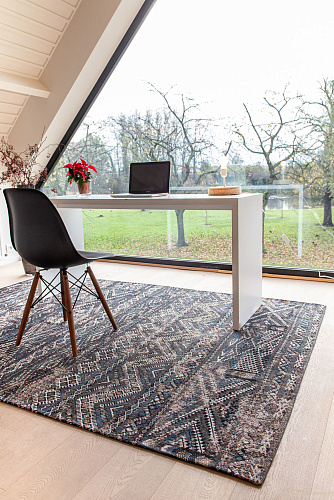 Black Water rond vloerkleed