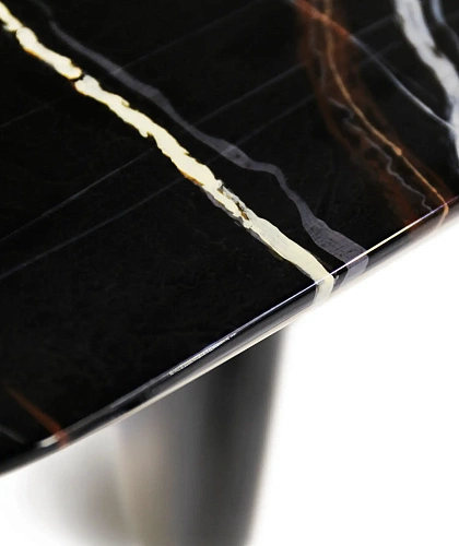Console noire sculpturale