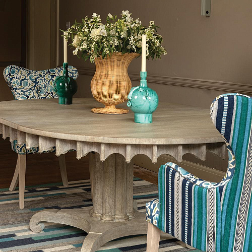Longwood ovale eettafel