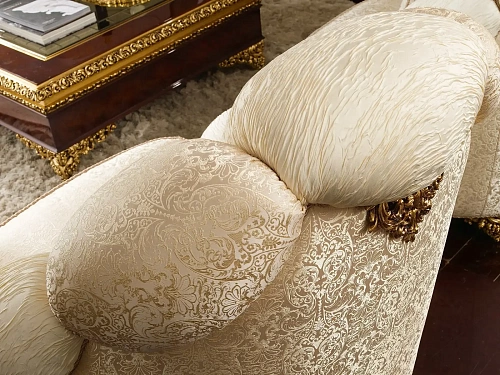 Royal Italiaanse stoffen fauteuil
