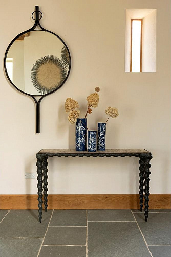 Karinta table console