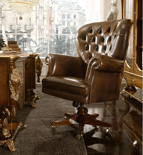 Dolcevita leren fauteuil met 5-spaaks draaibaar onderstel