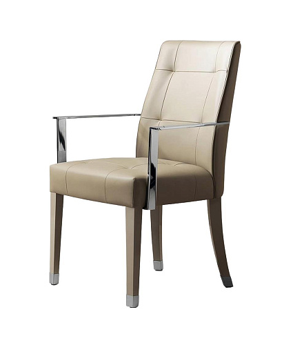 Leren fauteuil met metalen armleuningen