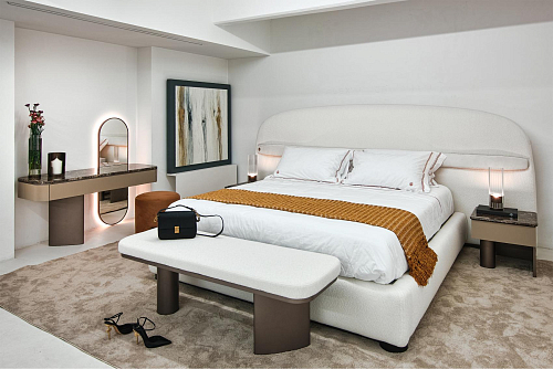 Bon Ton bed met hoofdbord