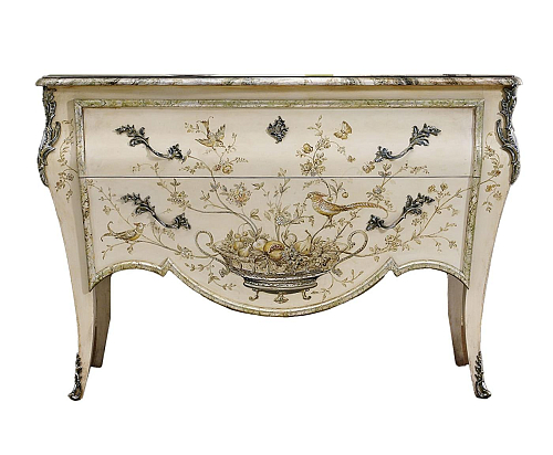 Commode style baroque avec finition en bois peint
