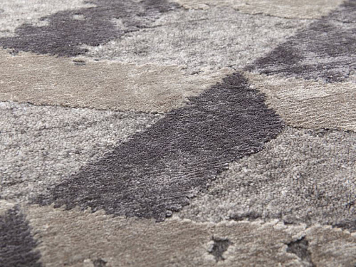 Tapis design noué à la main